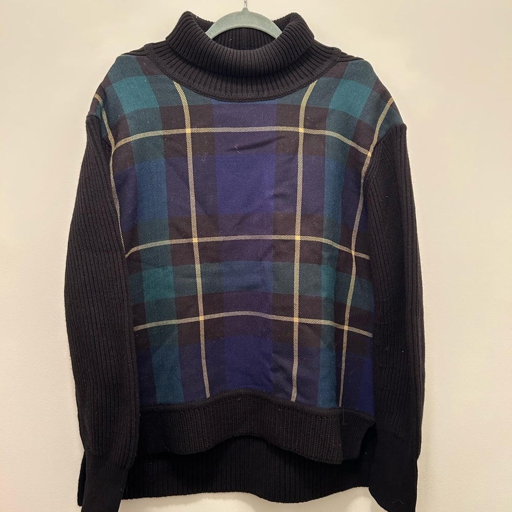 Burberry Women's Turtleneck Sweater - Oversized fit